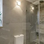 Apartment Madre Deus I
