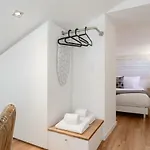 Apartment Madre Deus I *