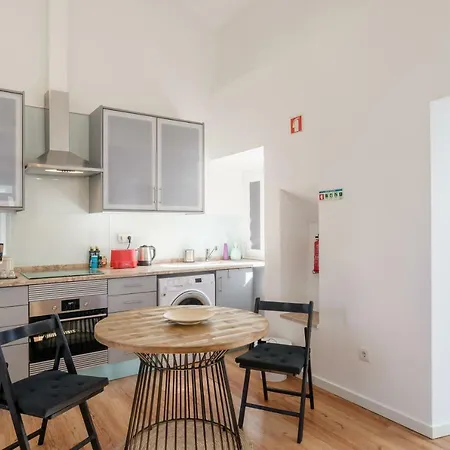 Apartment Madre Deus I